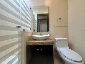 CASA EN VENTA EN NUEVA GALICIA COTO CADIZ