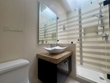 CASA EN VENTA EN NUEVA GALICIA COTO CADIZ