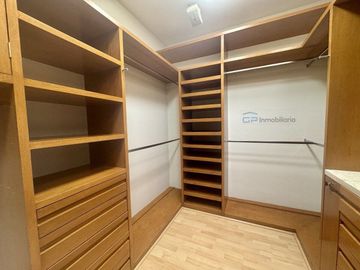 CASA EN VENTA EN NUEVA GALICIA COTO CADIZ