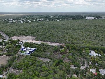 TERRENO DE OPORTUNIDAD EN VENTA UBICADO EN XCUNYA AL NORTE DE MÉRIDA.