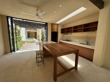 Casa Colorada en venta en el Centro,  Mérida Yucatán