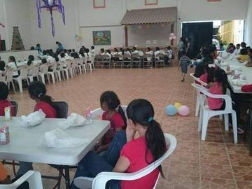 EXCELENTE SALON DE USOS MULTIPLES