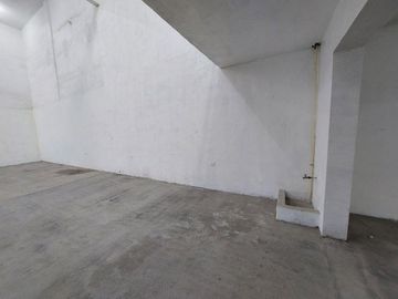 Bodega en Venta Colonia Topo Chico,  con salida a Barragan Monterrey