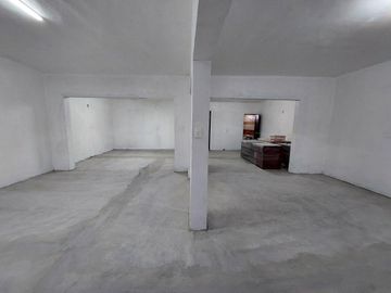 Bodega en Venta Colonia Topo Chico,  con salida a Barragan Monterrey