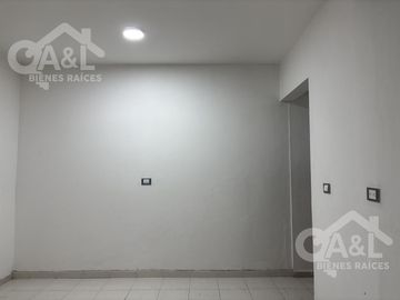Centrica Casa en Venta con Dos Recamaras en Planta Baja