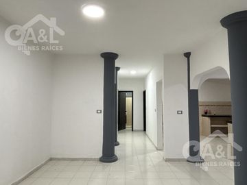 Centrica Casa en Venta con Dos Recamaras en Planta Baja