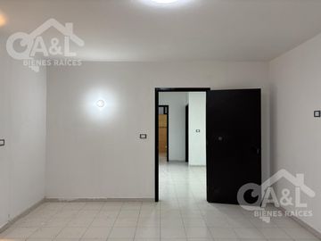 Centrica Casa en Venta con Dos Recamaras en Planta Baja
