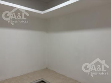 Centrica Casa en Venta con Dos Recamaras en Planta Baja