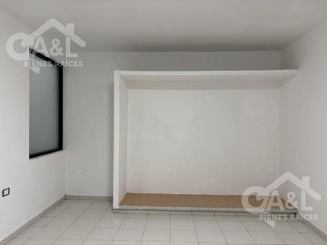 Centrica Casa en Venta con Dos Recamaras en Planta Baja