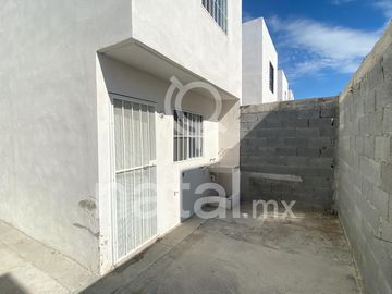 CASA VENTA paseo del valle cerrada platino SALINAS VICTORIA