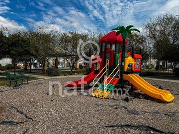 CASA VENTA paseo del valle cerrada platino SALINAS VICTORIA