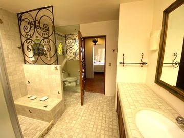Venta Casa ideal para Hotel Boutique, Oficinas...Tlaltenango, Cuernavaca Morelos