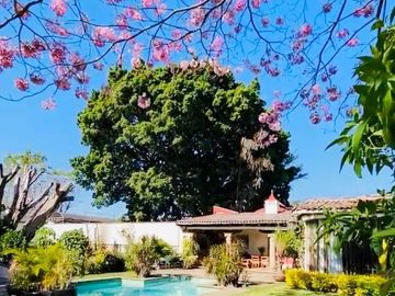 Venta Casa ideal para Hotel Boutique, Oficinas...Tlaltenango, Cuernavaca Morelos
