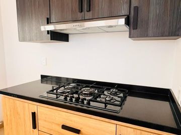 Venta Townhouse / Casa de Dos Pisos en Juriquilla. PARA INVERSIONISTAS