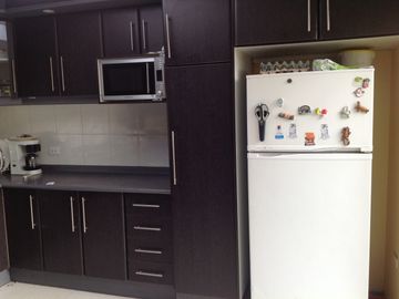 Venta amplia Casa de 5 dormitorios Urbanización UTE sector Calderón