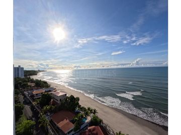 Venta de Penthouse Amoblado en San Carlos, PH Turistico