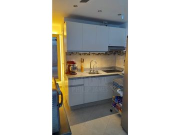 Venta de Penthouse Amoblado en San Carlos, PH Turistico