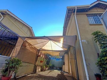 Casa en venta en Padre Hurtado especial para Negocio
