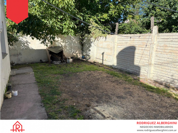 Casa en venta (Calle 16 e/3 y 5)