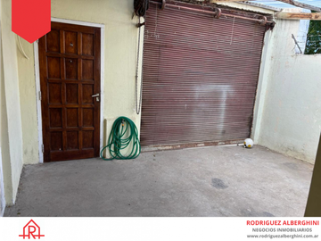 Casa en venta (Calle 16 e/3 y 5)