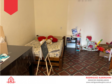 Casa en venta (Calle 16 e/3 y 5)