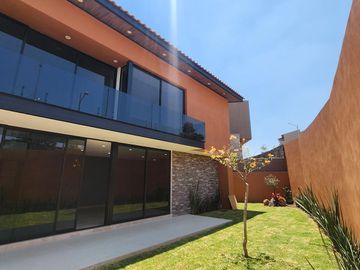 Casa en Venta en Club de Golf Altozano