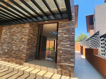 Casa en Venta en Club de Golf Altozano