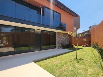 Casa en Venta en Club de Golf Altozano