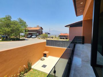 Casa en Venta en Club de Golf Altozano