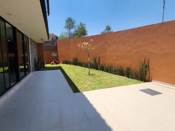 Casa en Venta en Club de Golf Altozano