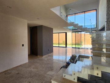 Casa en Venta en Club de Golf Altozano