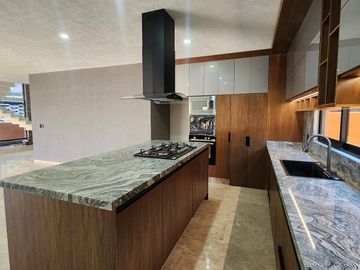 Casa en Venta en Club de Golf Altozano