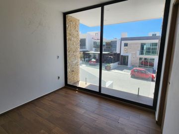 Casa en Venta en Loma alta Tres Marías Fracc privado