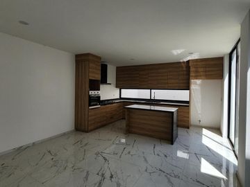 Casa en Venta en Loma alta Tres Marías Fracc privado