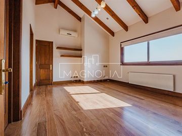 Casa en Venta en CAMINO DEL SOL, Lo Barnechea