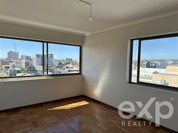 Departamento en Venta en Anibal Pinto 685