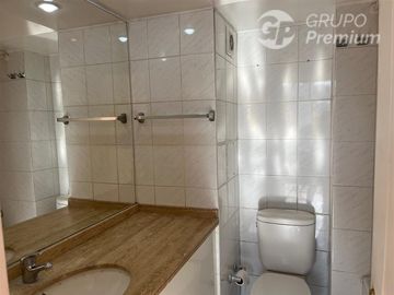 Departamento en Venta en PLAZA ÑUÑOA CON CAMPUS ORIENTE UC 102 M2 4 DORM/2 BAÑOS 1 ESTAC 1 BOD