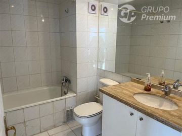 Departamento en Venta en PLAZA ÑUÑOA CON CAMPUS ORIENTE UC 102 M2 4 DORM/2 BAÑOS 1 ESTAC 1 BOD