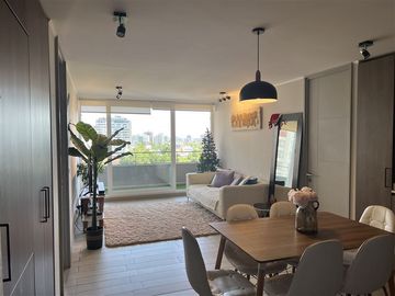 Departamento en Venta en Av. Simon Bolivar 2543, Ñuñoa