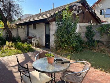 Casa en Venta en EXCELENTE UBICACION VISVIRI/ ALONSO CAMARGO 109/254 M2 LAS CONDES