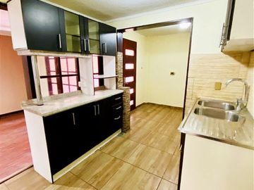 Casa en Venta en IMPERDIBLE TU PRIMERA VIVIENDA!!!!VENTA DE CASA EN CUIDAD DEL SOL, ESTUPENDA CONECTIVIDAD, CERCANO A METRO LAS MERCEDES