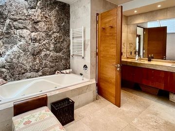 Casa en Venta en Lo Curro Medio