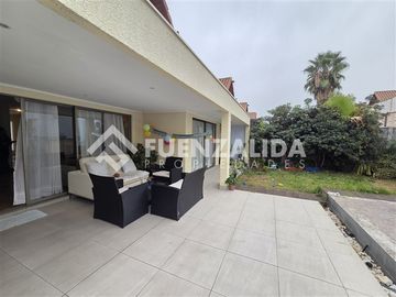 Casa en Venta en Camino de las Camelias
