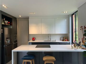 Venta de Hermosa Casa Alto de Palmas Unitas Cerrada Via Aeropuerto