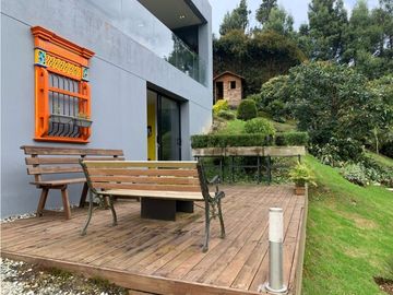 Venta de Hermosa Casa Alto de Palmas Unitas Cerrada Via Aeropuerto