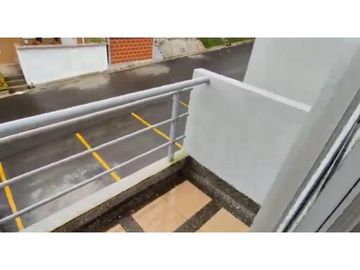 SE VENDE CASA DUPLEX EN MONTEBONITO DOSQUEBRADAS