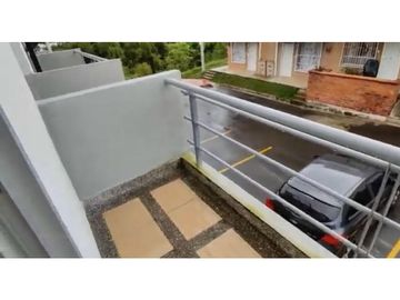 SE VENDE CASA DUPLEX EN MONTEBONITO DOSQUEBRADAS