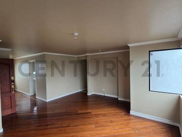 Se Vende apartamento Eloy Alfaro sector Los Laureles