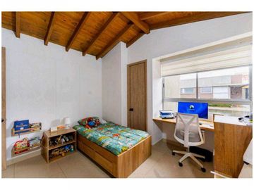Venta en casa de 1 piso en el Retiro