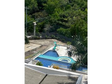 SE VENDE APARTAMENTO EN CONJUNTO CERRADO EN CERRITOS